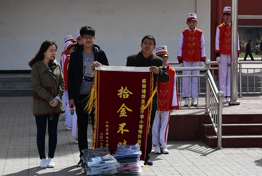 山西盛大鋼結構走進昌源小學，感恩雷鋒精神