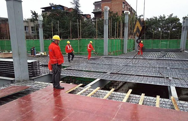 了解鋼筋桁架樓承板安裝要求，問題即可對照解決